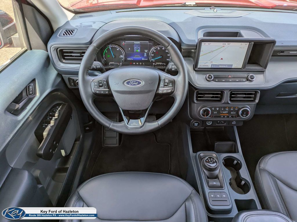 Used 2024 Ford Maverick Lariat w/ Black Appearance Package FWD image 18