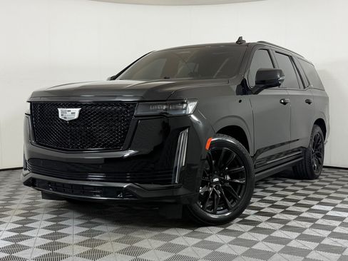 Used 2023 Cadillac Escalade Sport Platinum w/ LPO, ONYX Package AWD/4WD image 37