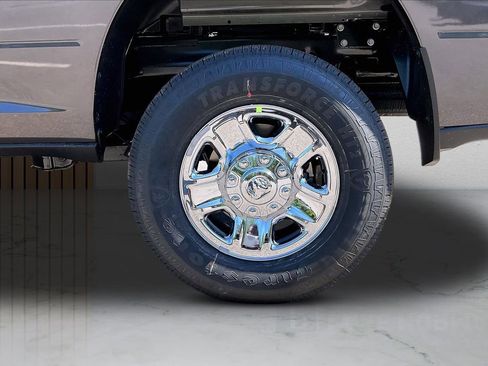 New 2026 RAM 2500 Tradesman AWD/4WD image 30