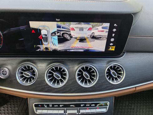 Used 2023 Mercedes-Benz E 450 Cabriolet image 16