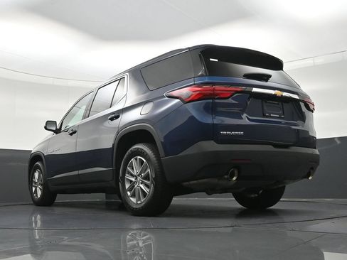 Used 2023 Chevrolet Traverse LT FWD image 26