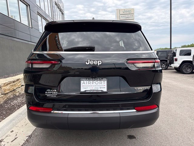 Used 2023 Jeep Grand Cherokee L Limited AWD/4WD image 4