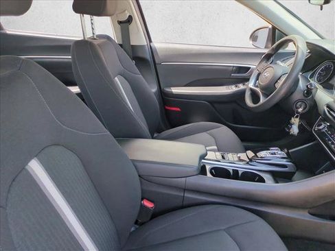 Used 2023 Hyundai Sonata SE FWD image 19
