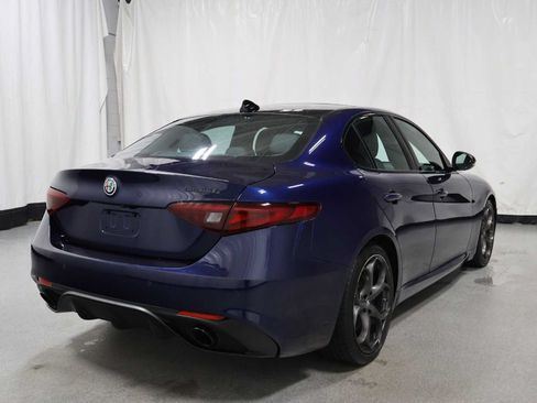 Used 2020 Alfa Romeo Giulia Ti Sport w/ Quick Order Package 22U Sport RWD image 9