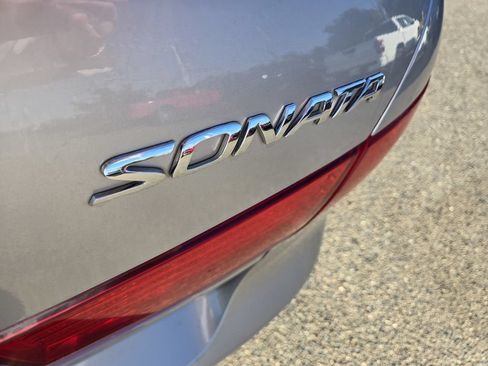 Used 2009 Hyundai Sonata GLS FWD image 9