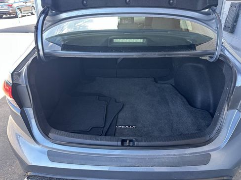 Used 2020 Toyota Corolla SE w/ Carpet Mat Package (TMS) FWD image 13