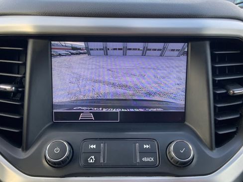 Used 2021 GMC Acadia SLE w/ Driver Convenience Package image 32