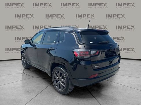 Used 2025 Jeep Compass Limited w/ High Altitude Package AWD/4WD image 3