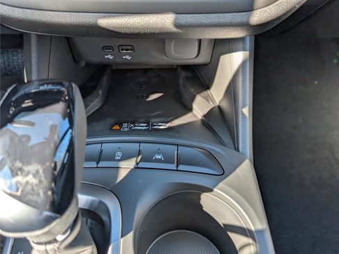 New 2026 Buick Envista Preferred image 22