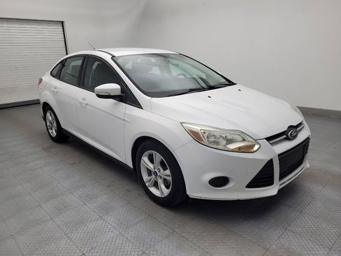 Used 2014 Ford Focus SE FWD image 11