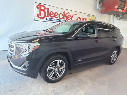 Used 2018 GMC Terrain SLT w/ Preferred Package AWD/4WD image 2
