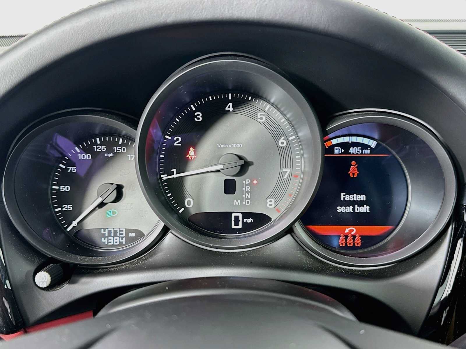 Certified 2025 Porsche Macan AWD/4WD image 15