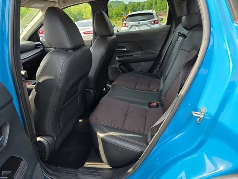 Used 2025 Nissan Kicks SR AWD/4WD image 12