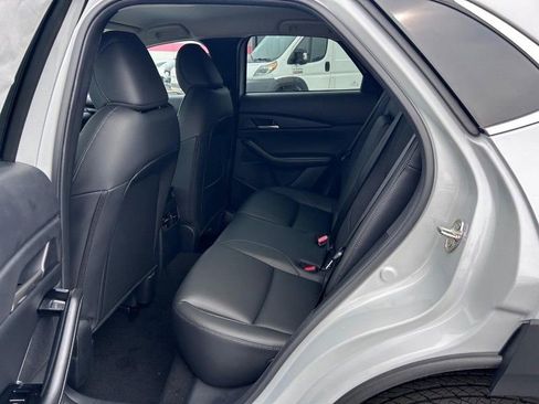 New 2025 MAZDA CX-30 AWD 2.5 S w/ Select Sport Pkg image 9