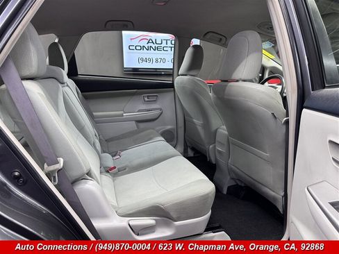 Used 2013 Toyota Prius V Two image 8