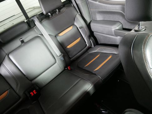 Used 2021 GMC Sierra 1500 AT4 w/ AT4 Value Package image 14