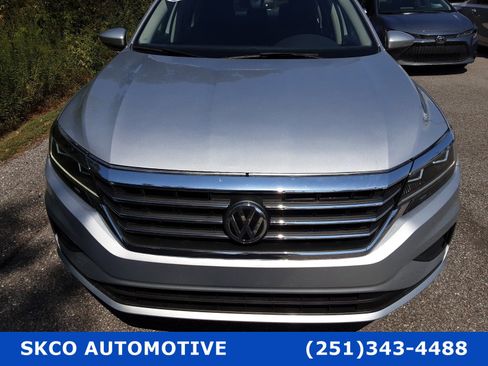 Used 2020 Volkswagen Passat 2.0T SE image 8