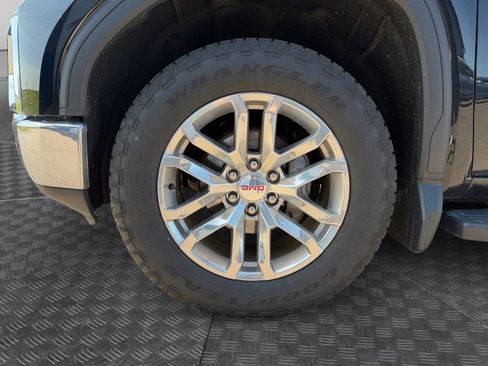 Used 2019 GMC Sierra 1500 SLT w/ SLT Premium Package AWD/4WD image 31