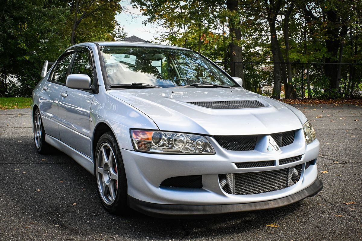 Used 2005 Mitsubishi Lancer Evolution AWD/4WD image 5