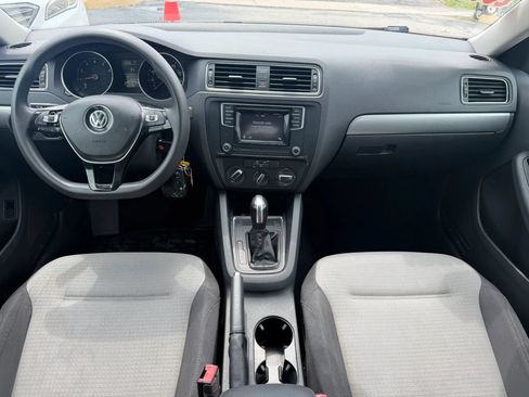 Used 2017 Volkswagen Jetta S FWD image 7