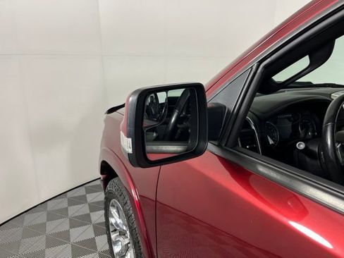 Used 2019 RAM 1500 Laramie AWD/4WD image 14