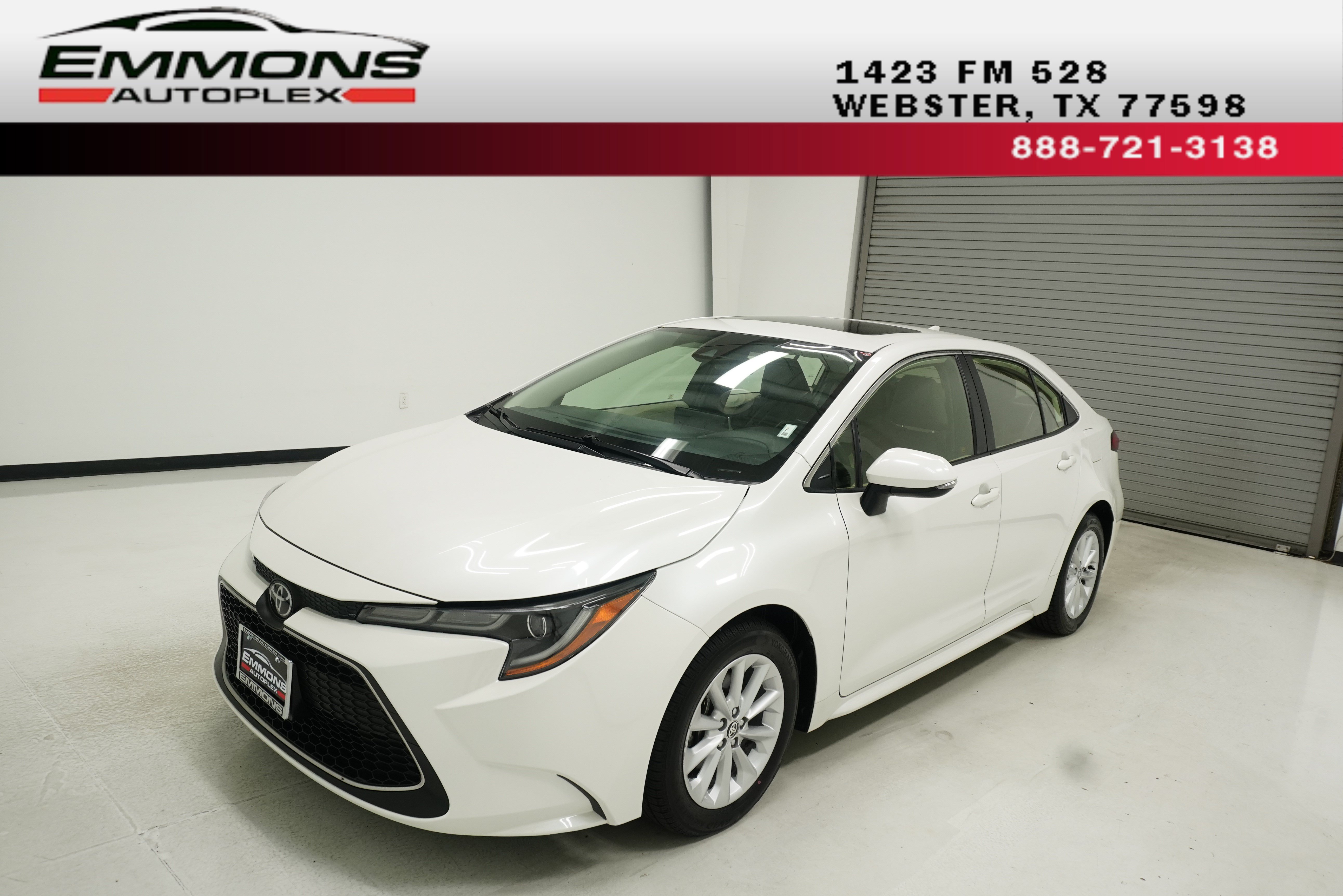 Used 2020 Toyota Corolla XLE FWD image 1
