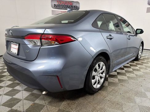 Used 2024 Toyota Corolla LE image 3