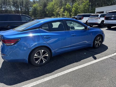 Used 2022 Nissan Sentra SV w/ Lighting Package image 12