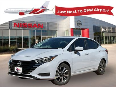 New 2025 Nissan Versa SV w/ Trunk Package