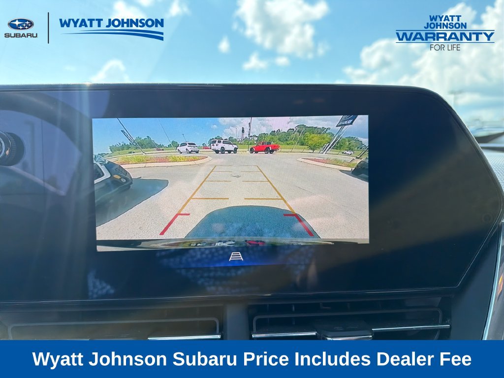 Used 2024 Chevrolet Trax LT FWD image 28