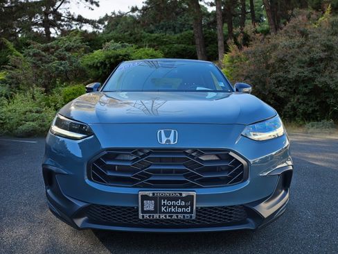 Used 2024 Honda HR-V Sport image 2