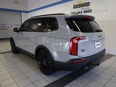 Used 2022 Kia Telluride SX w/ SX Prestige Package image 12
