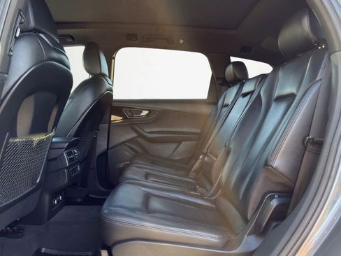 Used 2019 Audi Q7 3.0T Premium Plus w/ Premium Plus Package image 26