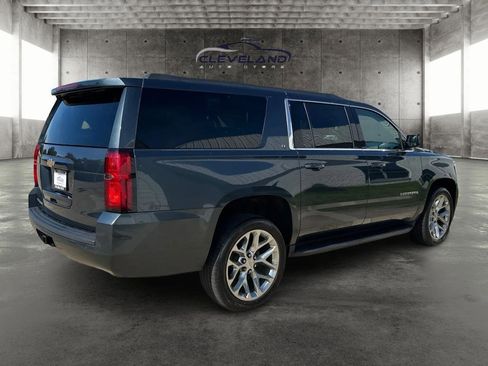 Used 2019 Chevrolet Suburban LT AWD/4WD image 3
