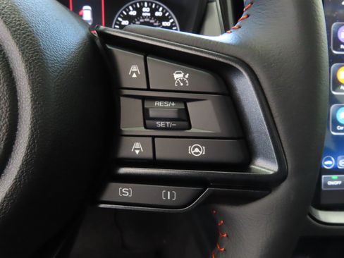 New 2025 Subaru Crosstrek 2.5i Limited w/ Crosstrek Mirror Package image 15