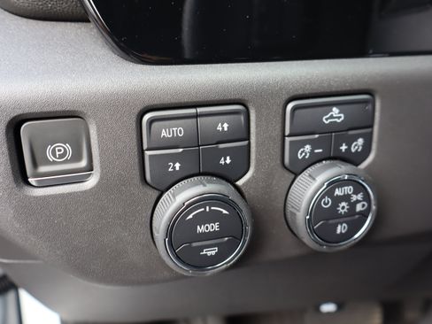 Certified 2024 Chevrolet Silverado 1500 LT Trail Boss image 19