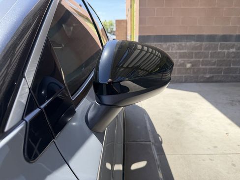 Used 2024 Nissan Ariya FWD image 12