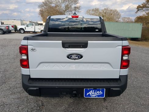 New 2025 Ford Maverick Lariat image 4