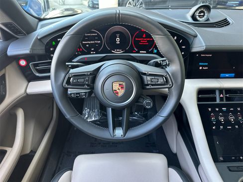 Used 2025 Porsche Taycan image 16