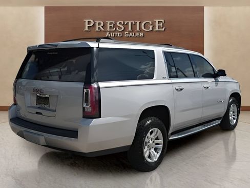 Used 2018 GMC Yukon XL SLT w/ Open Road Package AWD/4WD image 34