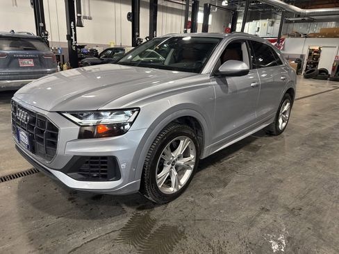 Used 2022 Audi Q8 Premium Plus image 27