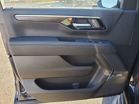 New 2026 Chevrolet Tahoe Premier w/ Sun And Tow Package image 9