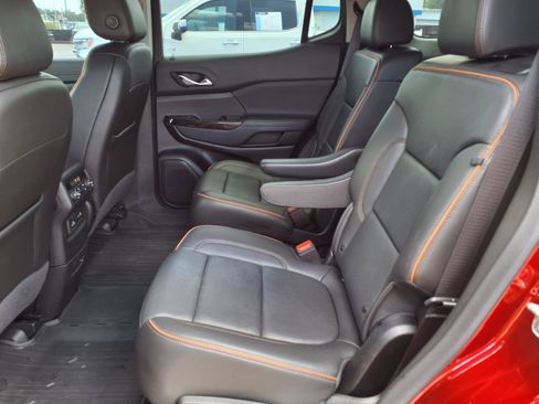 Used 2023 GMC Acadia AT4 w/ Technology Package AWD/4WD image 17