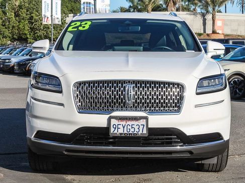 Used 2023 Lincoln Nautilus FWD w/ Premium Package image 2