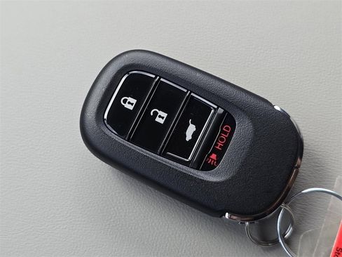 New 2026 Honda HR-V LX image 33