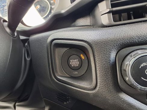 Used 2024 Jeep Wrangler Sport S image 29