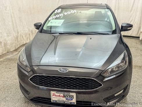 Used 2018 Ford Focus SEL FWD image 5