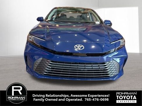 New 2026 Toyota Camry XLE image 7