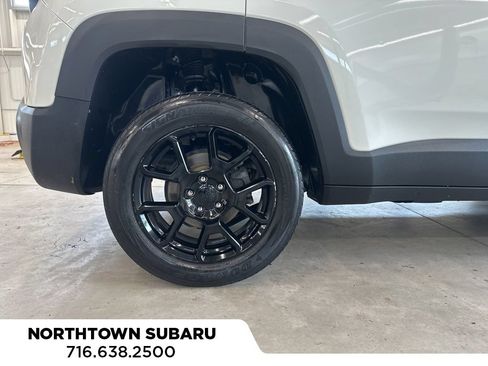 Used 2020 Jeep Renegade Altitude AWD/4WD image 25