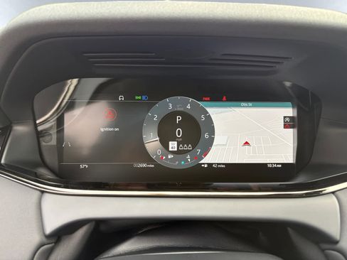 Used 2026 Land Rover Range Rover Evoque S image 9